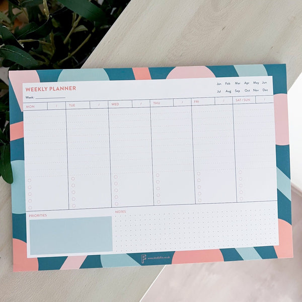 Weekly planner universe
