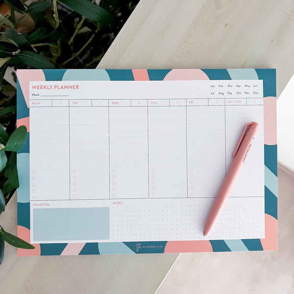Weekly planner universe