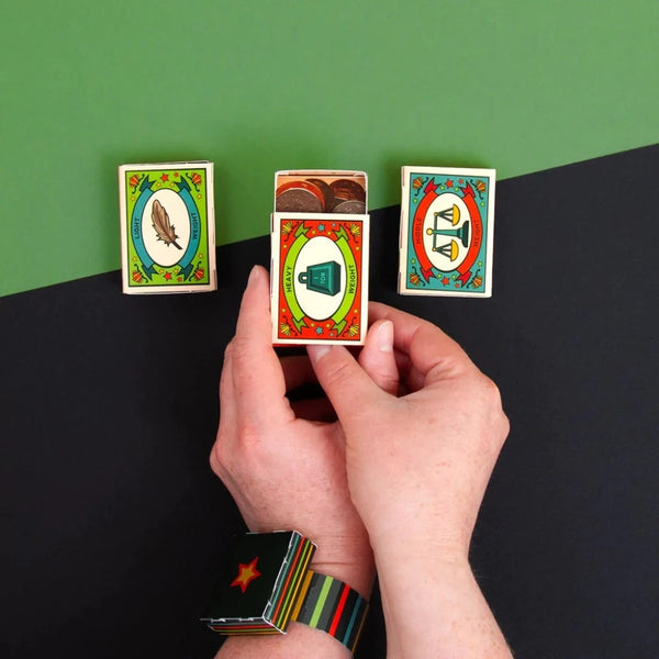 Magic matchboxes illusion